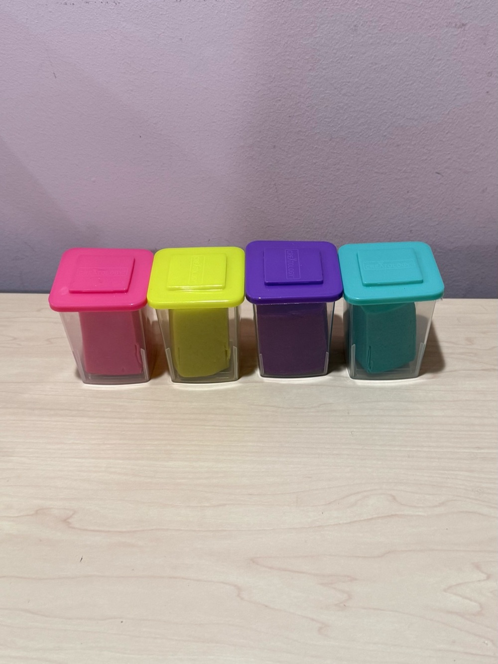 Modeling play doh set of 4- new